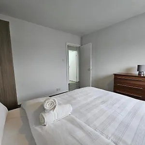 Apartment Near Towerbridge, London