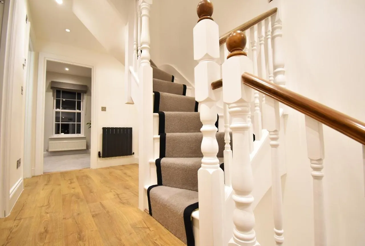 Stunning 3 Bed Apartment London United Kingdom