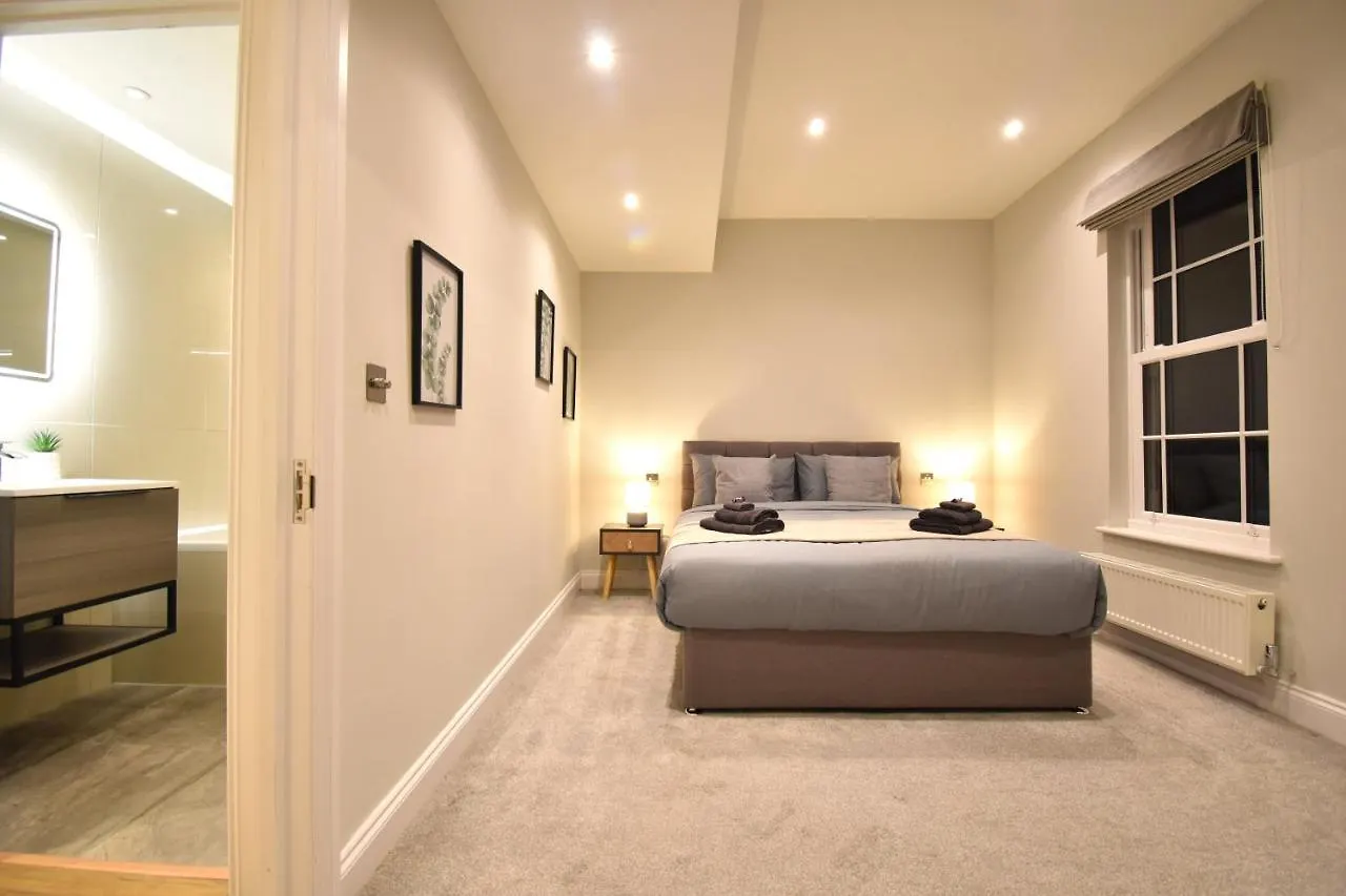 Stunning 3 Bed Apartment London United Kingdom